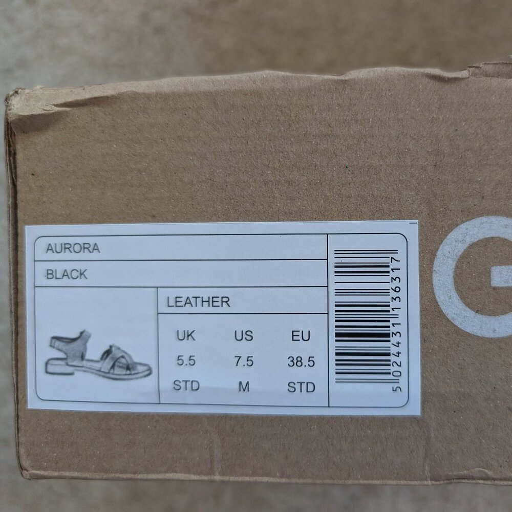 Hotter ladies black leather sandals, US size 7.5 M